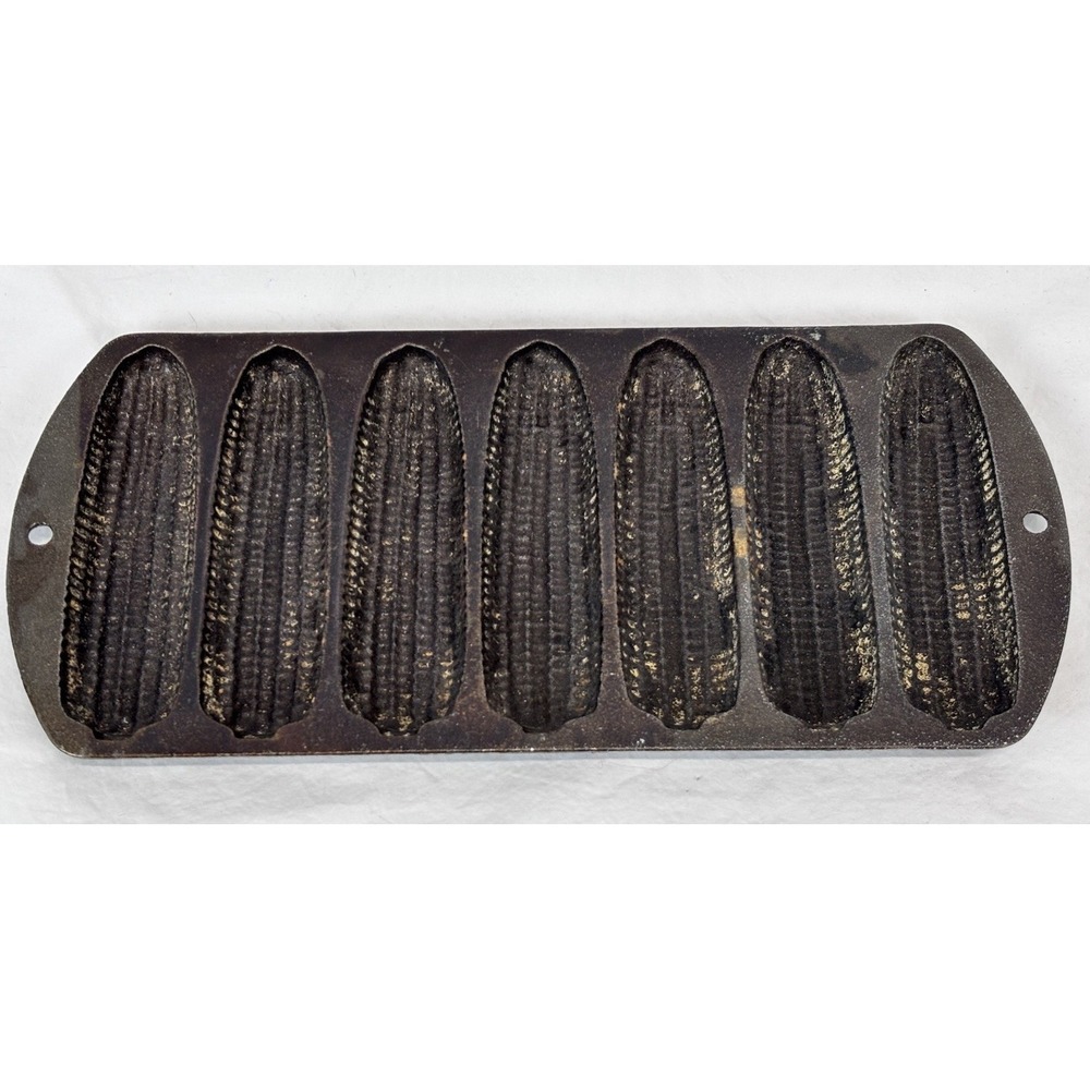 Vtg Lodge Cast Iron Corn Bread Corn 7 Ear Stick Pan Mold 27C2 Made USA Black